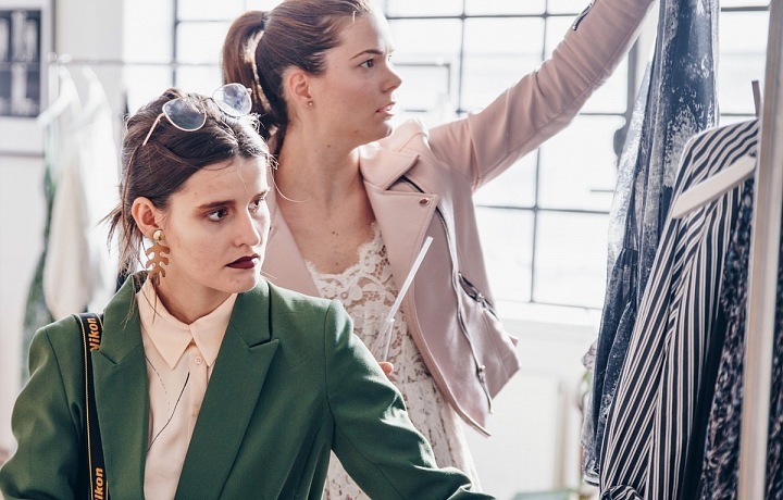 Fashion blogger Nicole Kudělková and Šárka Štursová