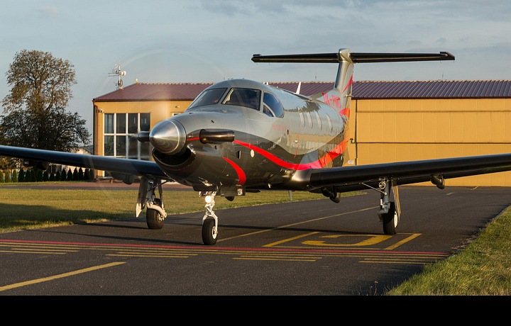 Fractional ownership of private airplanes 