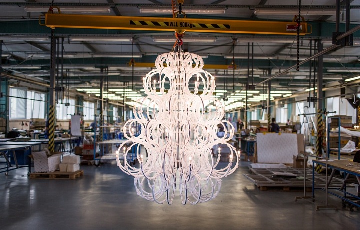 Lustr Venuše, designér Rony Plesl