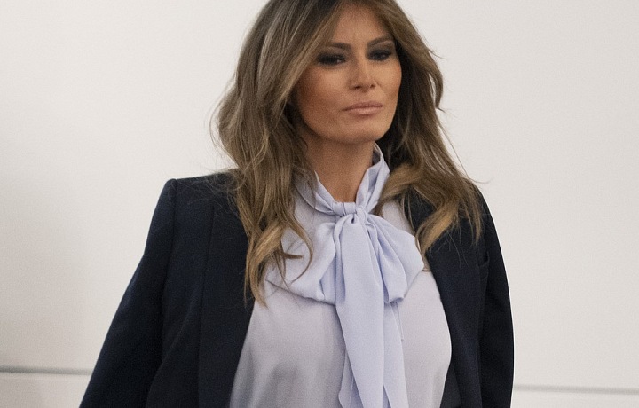 Melania Trump often bets on bold makeup