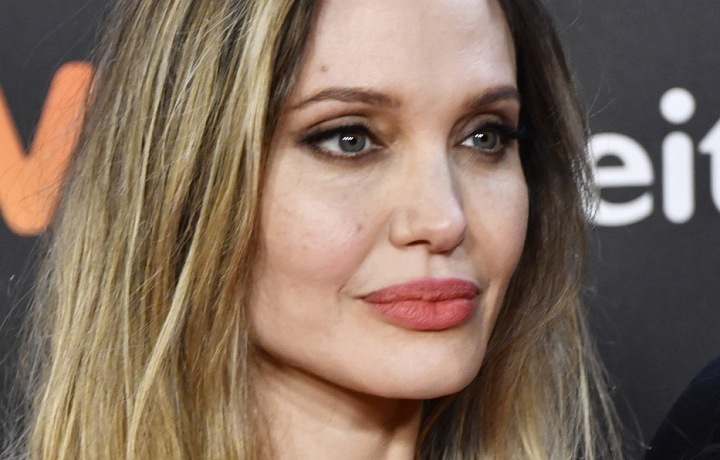 Angelina Jolie patří mezi nejkrásnější ženy planety