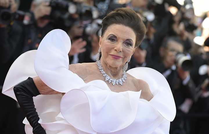 Joan Collins