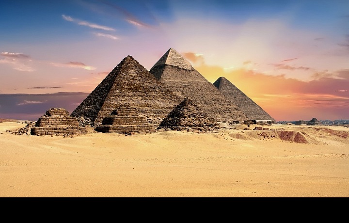 Pyramids of Giza