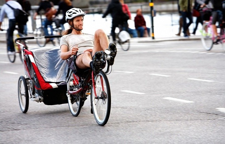  Recumbent bicycle