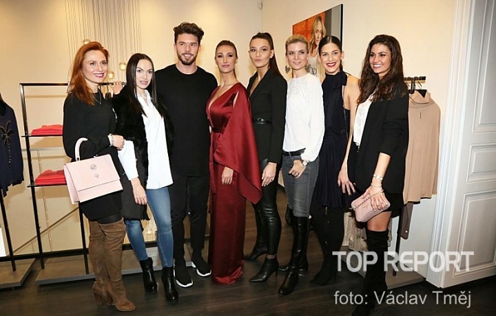 Matyáš Hložek and beautiful women