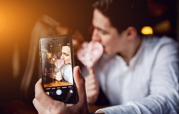 Love in front of the lens
