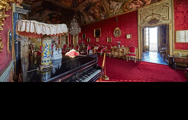 Sala Rossa in Palazzo Vecchio, Florence