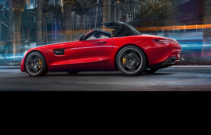 Mercedes AMG GT S Roadster in red