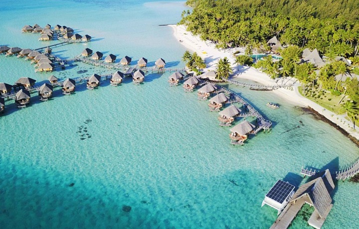 The Solar-Powered Catamaran SoelCat 12