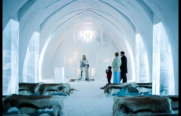 Swedish Ice Hotel – Jukkasjärvi
