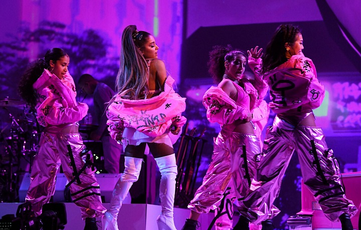 Ariana Grande a její velkolepá šou.