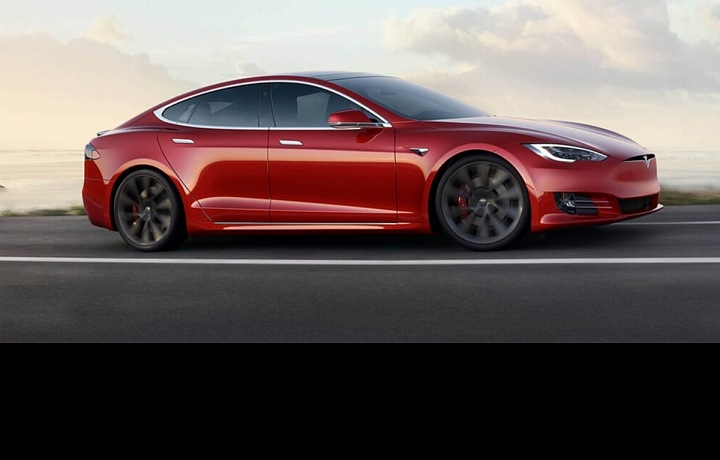 Tesla S it is ideal fo millionaires with an ecological mindset