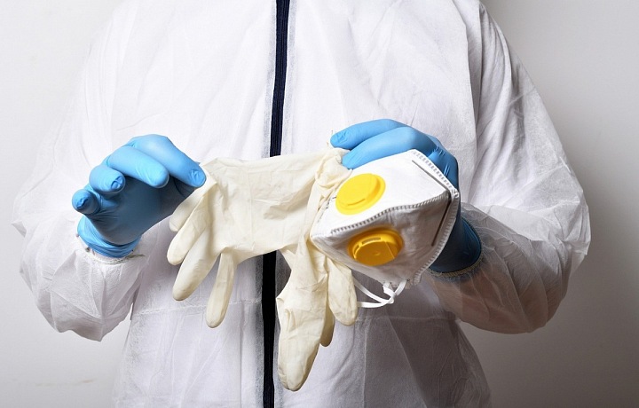 Koronavirus se začal šířit z Číny.