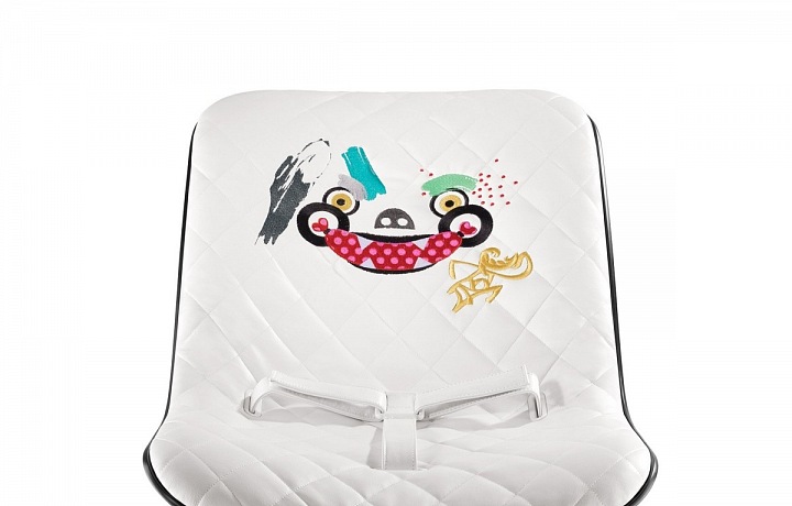 Cybex - a rocking chair