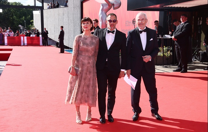 Andrea Bartošková, Janek Bartoška, and Marek Eben