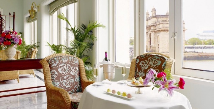 The Taj Mahal Palace, apartmá Executive s výhledem na město pro 2 na 5 nocí: 68 000 Kč 