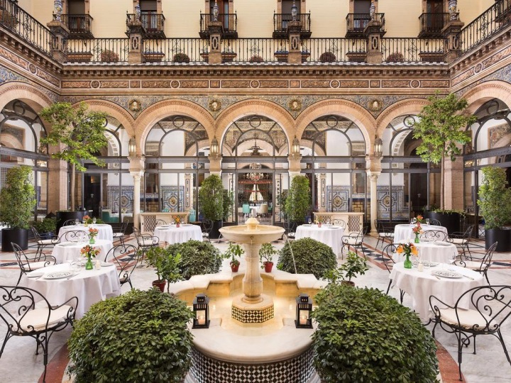 Hotel Alfonso XIII, Seville