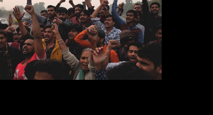 Dav demonstrujících