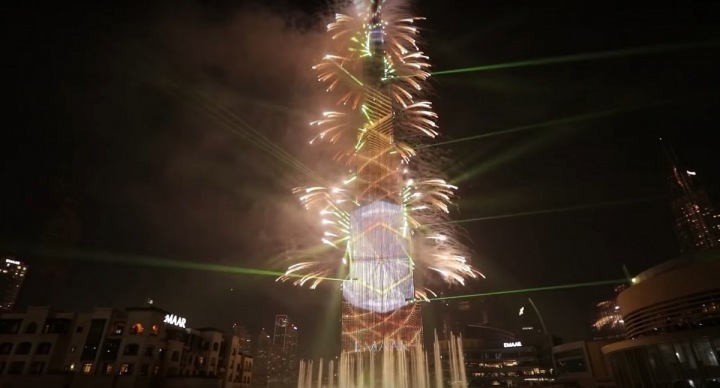 Dubai o silvestrovské půlnoci bere dech