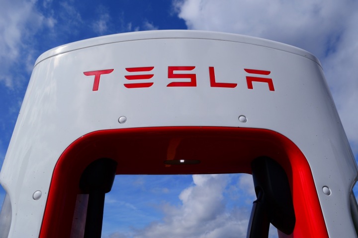 The Tesla brand is still in demand among electric vehicles in the Czech Republic