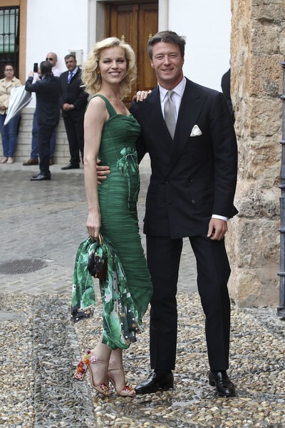 Eva umí vynést jakýkoliv střih i barvu šatů.