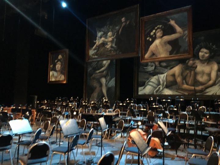 Místo pro orchestr. 