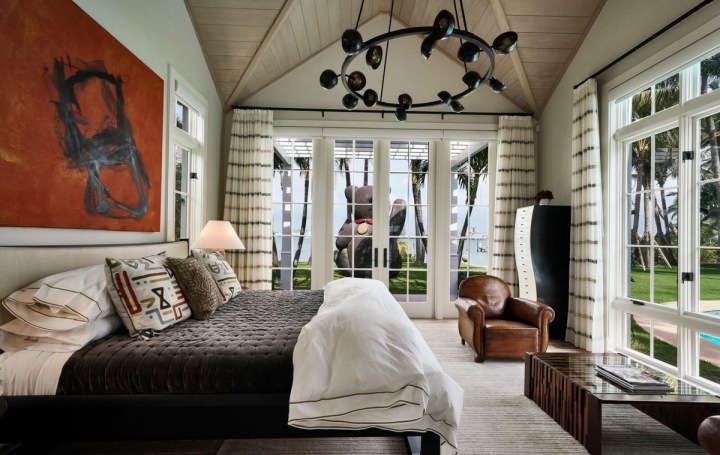 Ložnice v domě Sylvestera Stallona