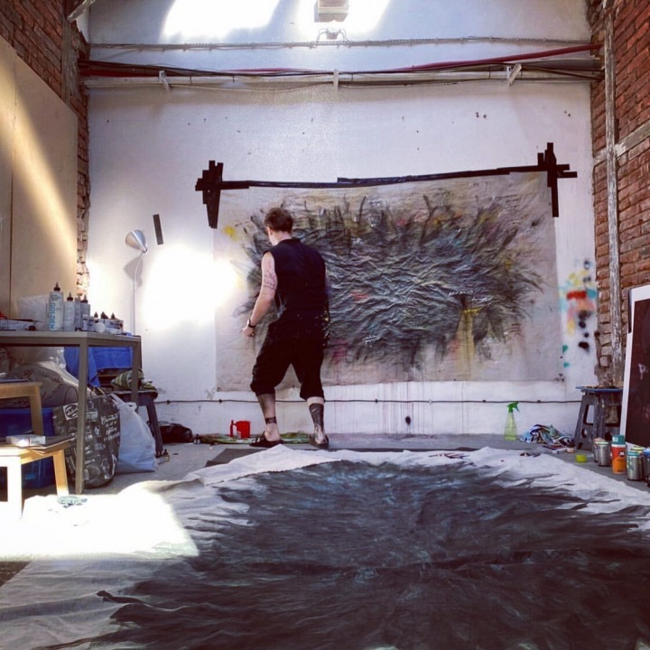 Maxim Havlíček při práci. 