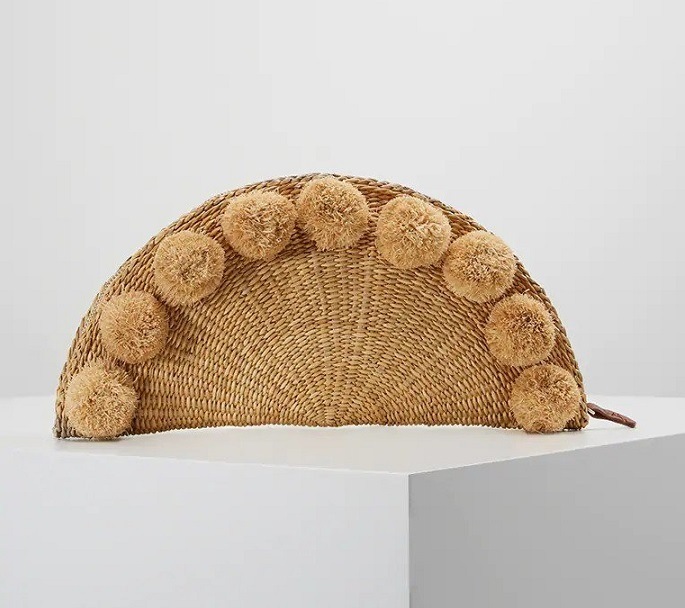 Psaníčko Whistles - cena 1630Kč