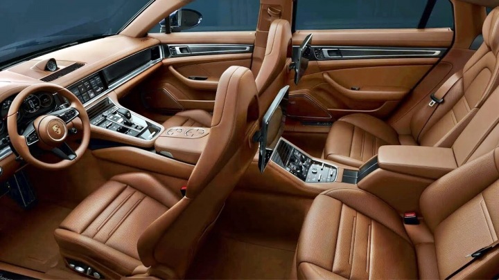 Porsche Panamera interiér