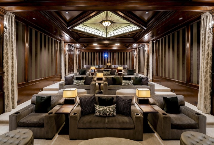 Cinema in the house of Paris Hilton