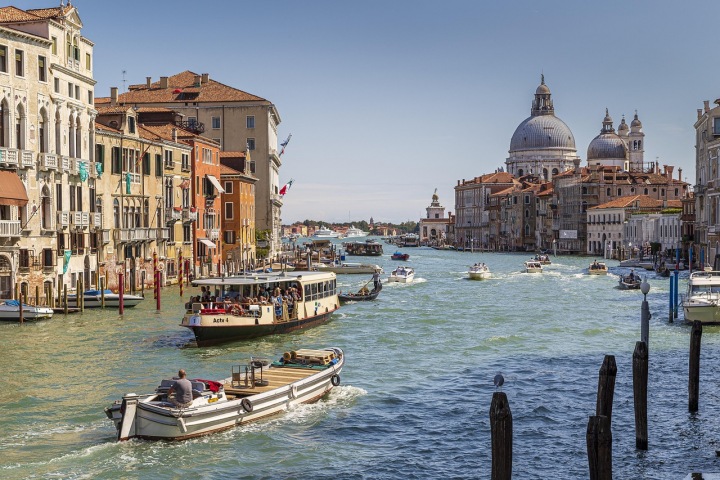Venice deals with the wedding of a well-known businessman