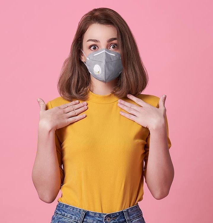 Respirator with FFP2 valve