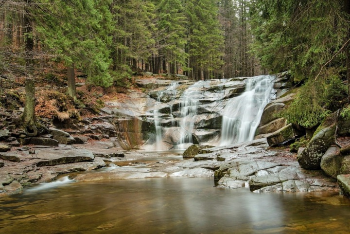Mumlavský vodopád - cca 10 metrů