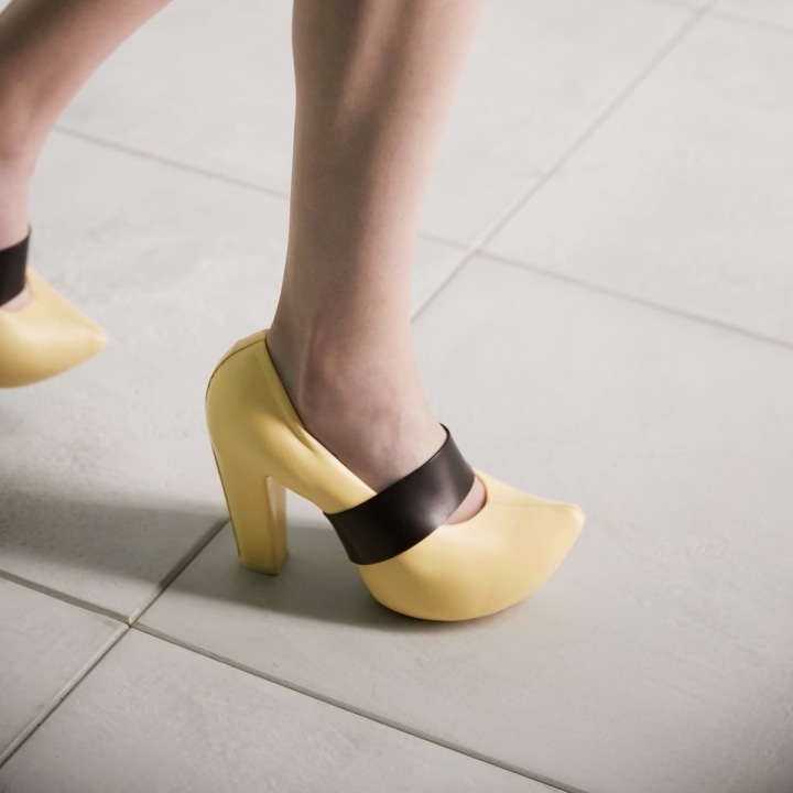 Žluté lodičky Louis Vuitton