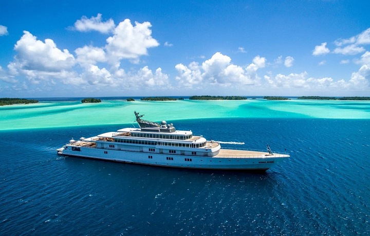 Rising Sun, jachta vycházející slunce