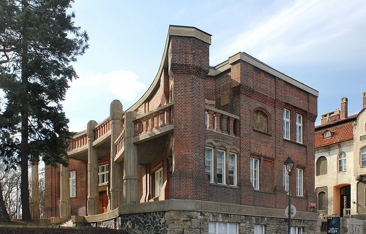 František Bílek and his villa