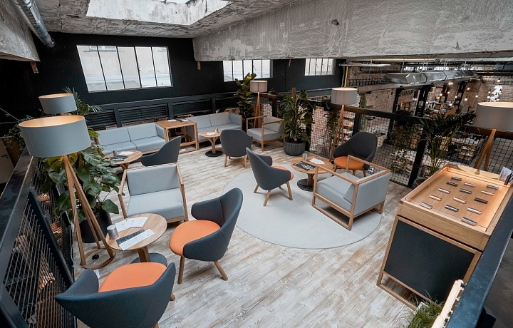 New mezzanine in Vnitroblock