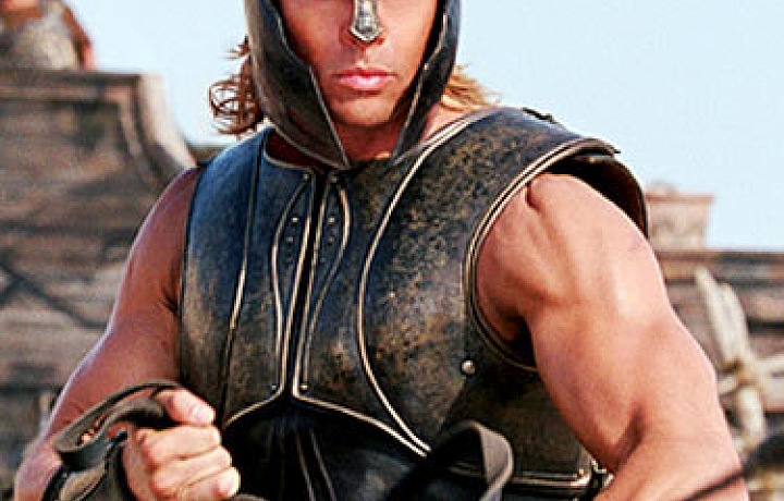 Tuhle helmu Brada Pitta si můžete vyzkoušet na vlastní kůži. 