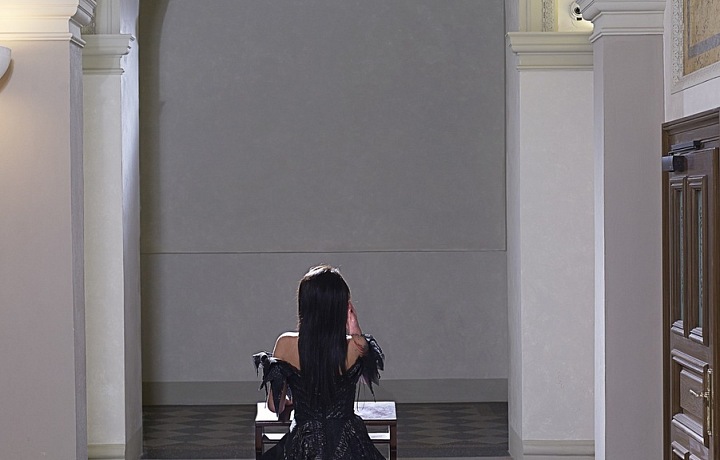 Agáta Prachařová, dress: Natali Ruden, photo: Jaroslav Urban