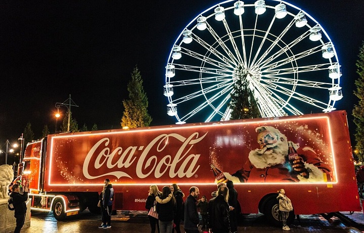 Coca-Cola Christmas truck