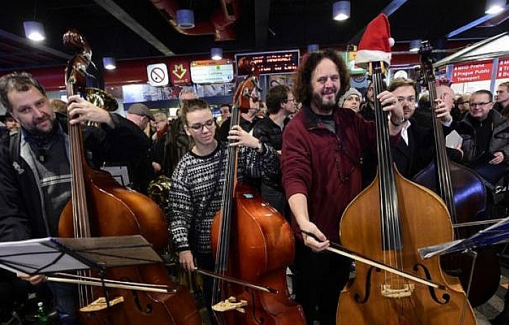 Rybovka, railway station