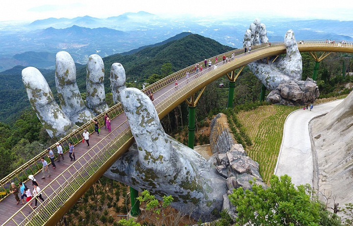 Vietnam Golden Bridge