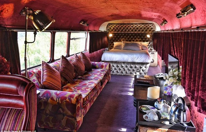 Interior of the hotel Trafalgar Square