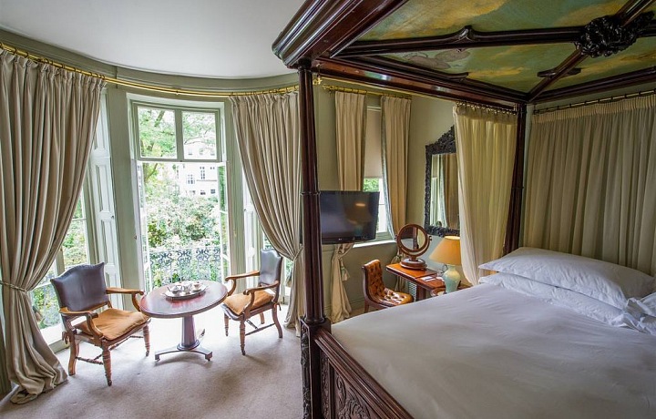 Exceptional Room in the Portobello Hotel