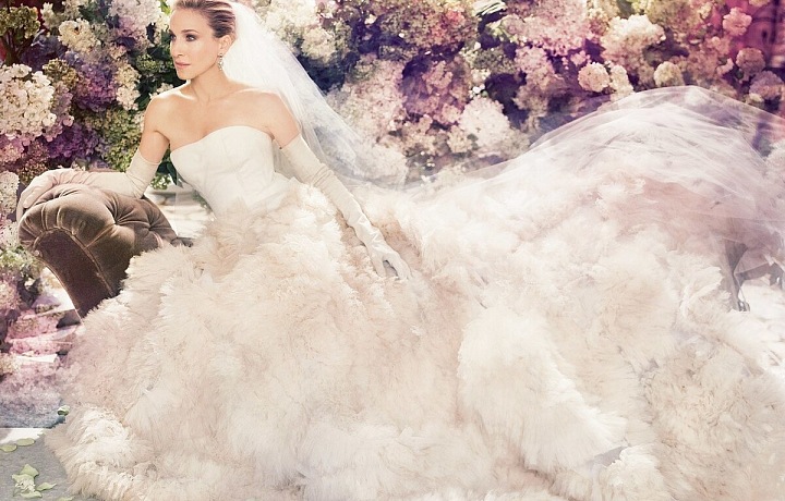 Luxusní šaty Vera Wang.