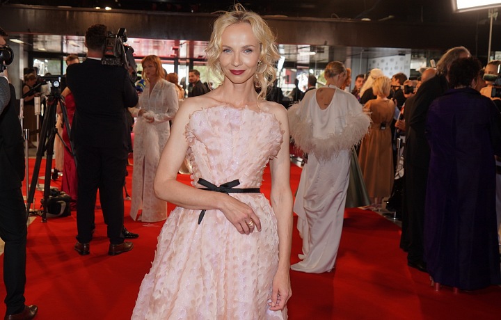 Actress Jana Plodková at the ceremonial opening of KVIFF.