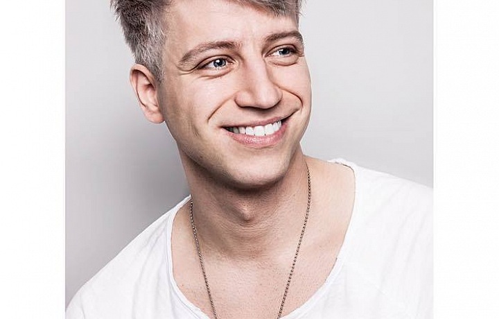 Milan Peroutka je veselý kluk, který chce momentálně hlavně sbírat zkušenosti.