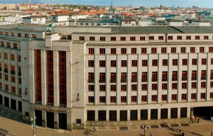 Česká národní banka byla založena v roce 1993.