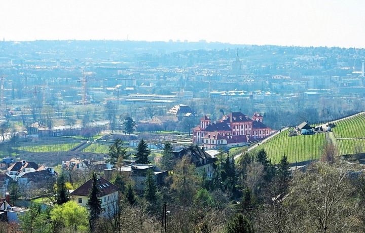 Pohled na Trou z Havránky